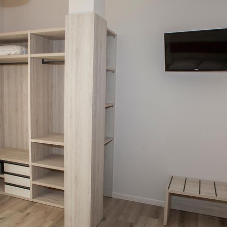 Hotel Benacus Торри-дель-Бенако Экстерьер фото