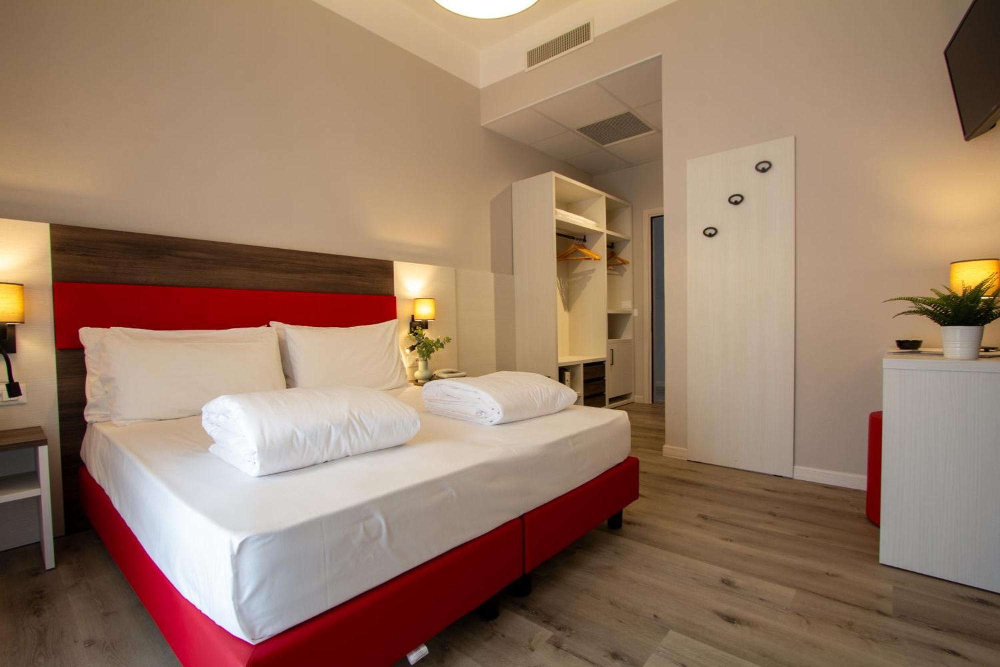 Hotel Benacus Торри-дель-Бенако Экстерьер фото